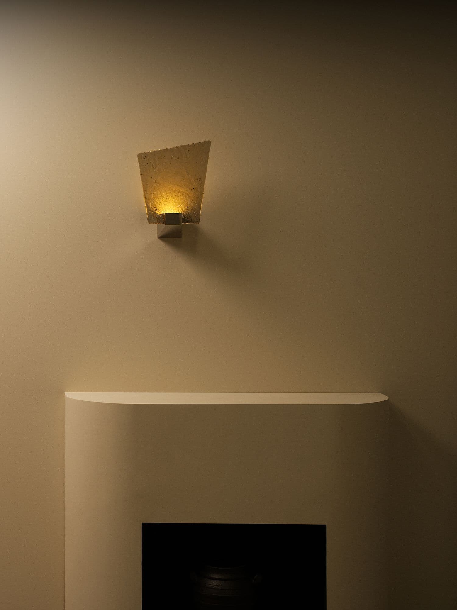 Relic wall light